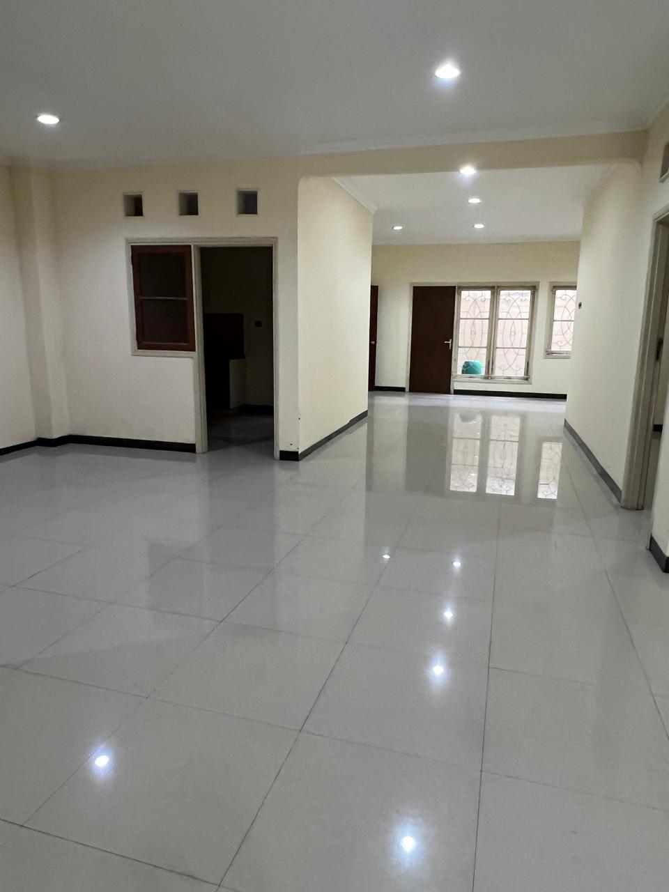Rumah dijual di Meadow Green Lippo Cikarang